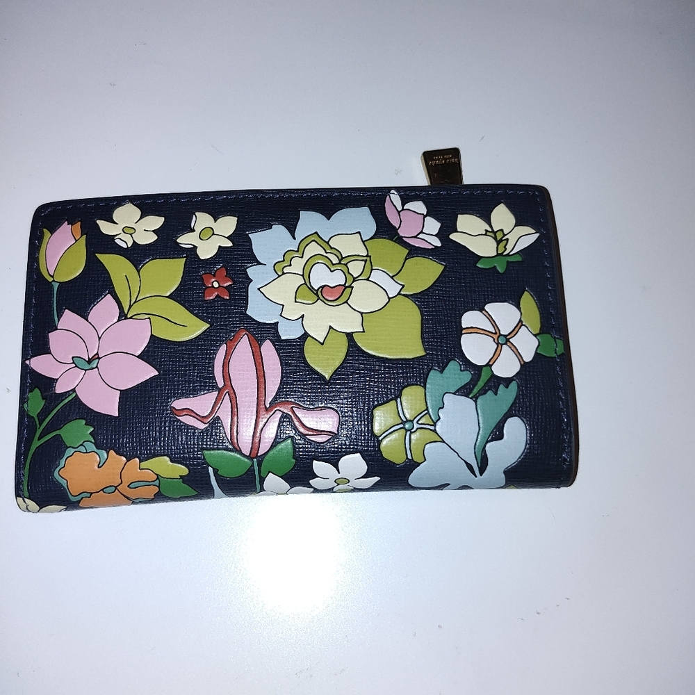 kate spade Floral Wallet - Picture 2 of 4